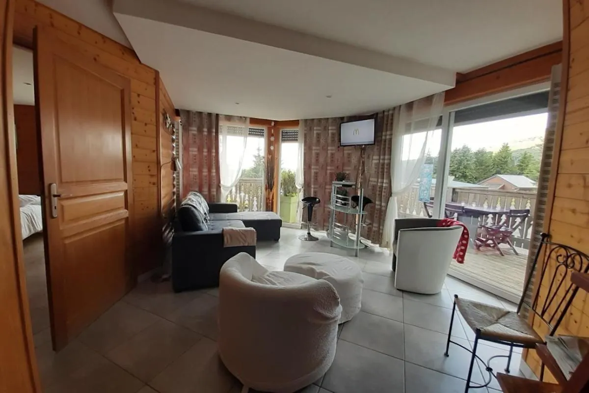 Apartment Appartement Les Coquelicots Super Besse France